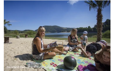 Ein Picknick am Diemelsee mit der ganzen Familie