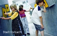 Kinder im Museum