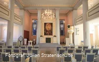 Auferstehungskirche innen2