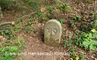 Gedenkstein Korbacher Landwehr im Strother Wald