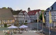 Rathausvorplatz Gastro Fachwerkkulisse