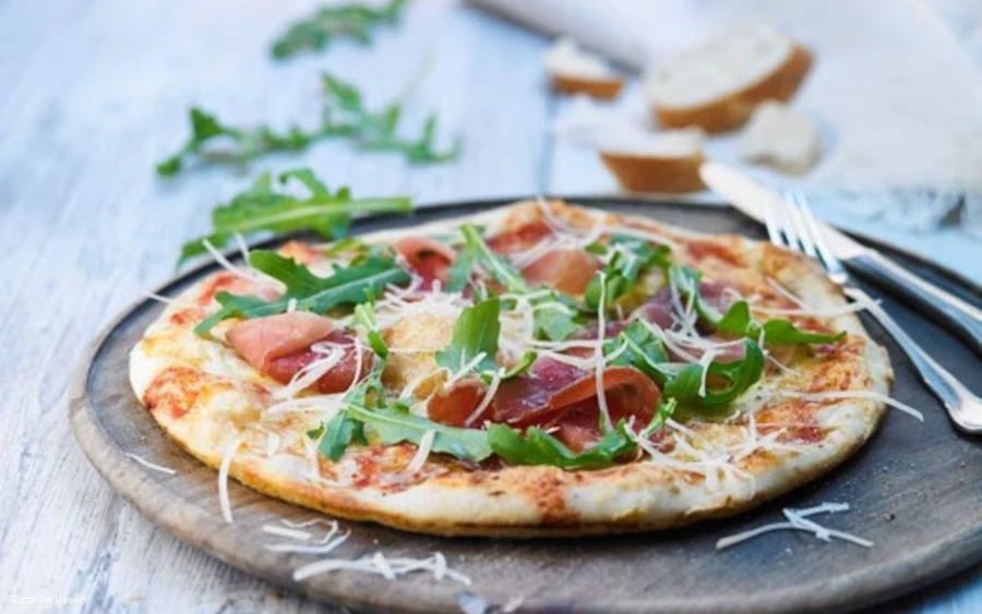 pizza-pie-usseln-pizza.jpg pizza-pie-usseln-pizza.jpg