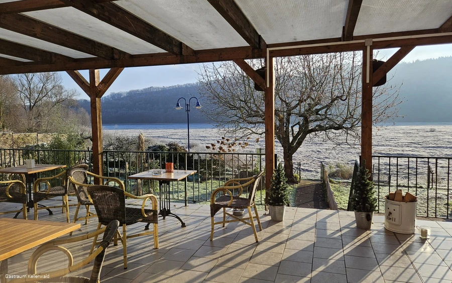 Überdachte Terrasse