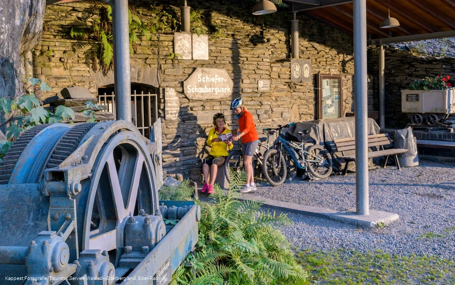 Schiefer-Schaubergwerk Raumland