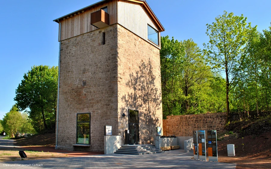 Die Korbacher Spalte - Fossilienfundstätte / Geofoyer Kalkturm Korbach Die Korbacher Spalte - Fossilienfundstätte / Geofoyer Kalkturm Korbach