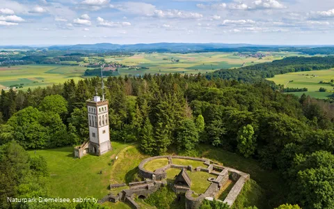 Der Eisenberg - Deutschlands reichste Goldlagerstätte mit Burgruine und Aussichtsturm