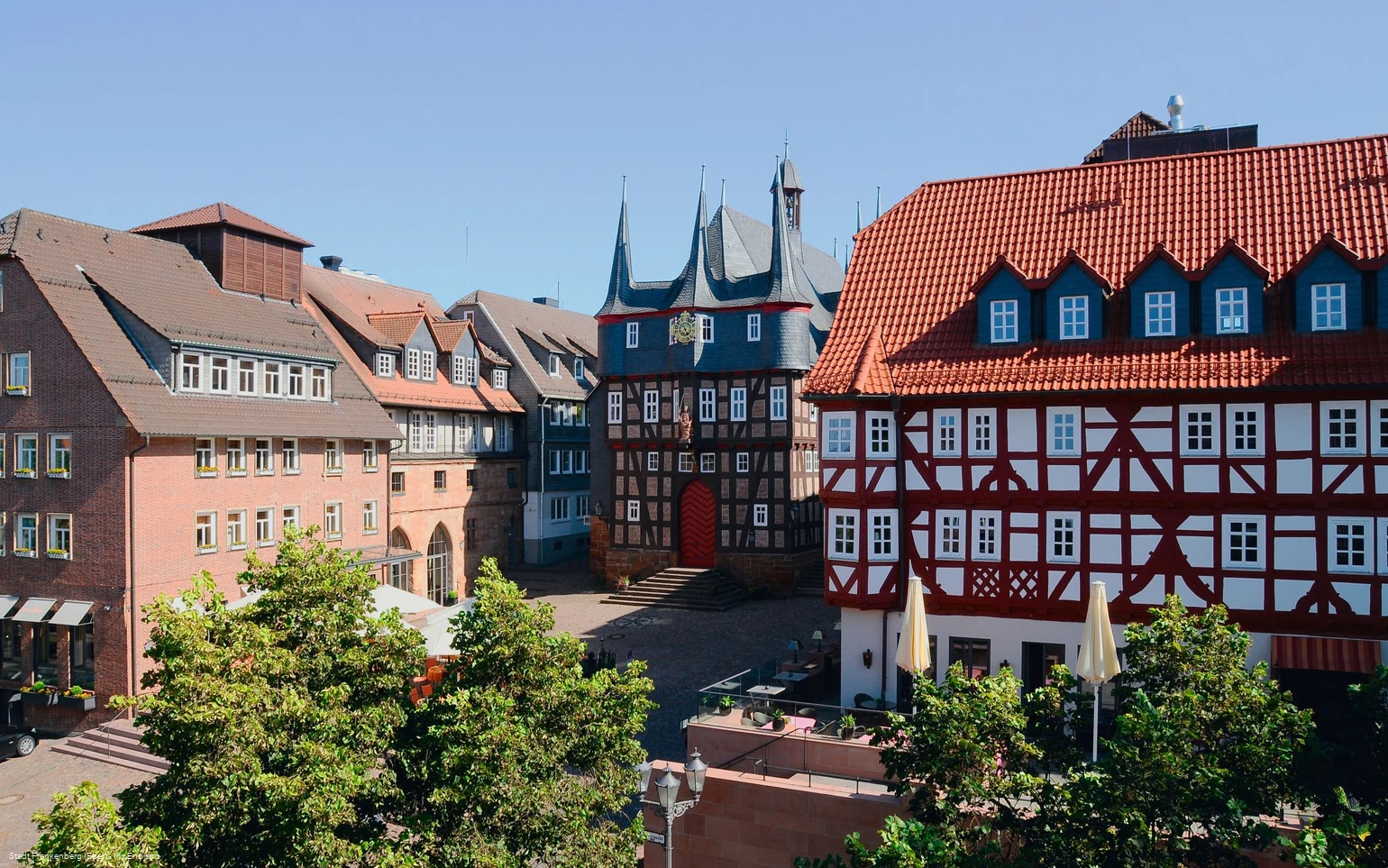 Rathaus + Marktplatz in Frankenberg (Eder)