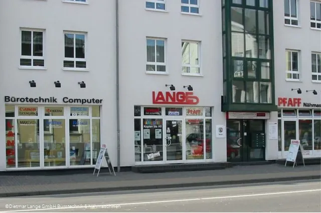 Außenansicht_Lange.jpg