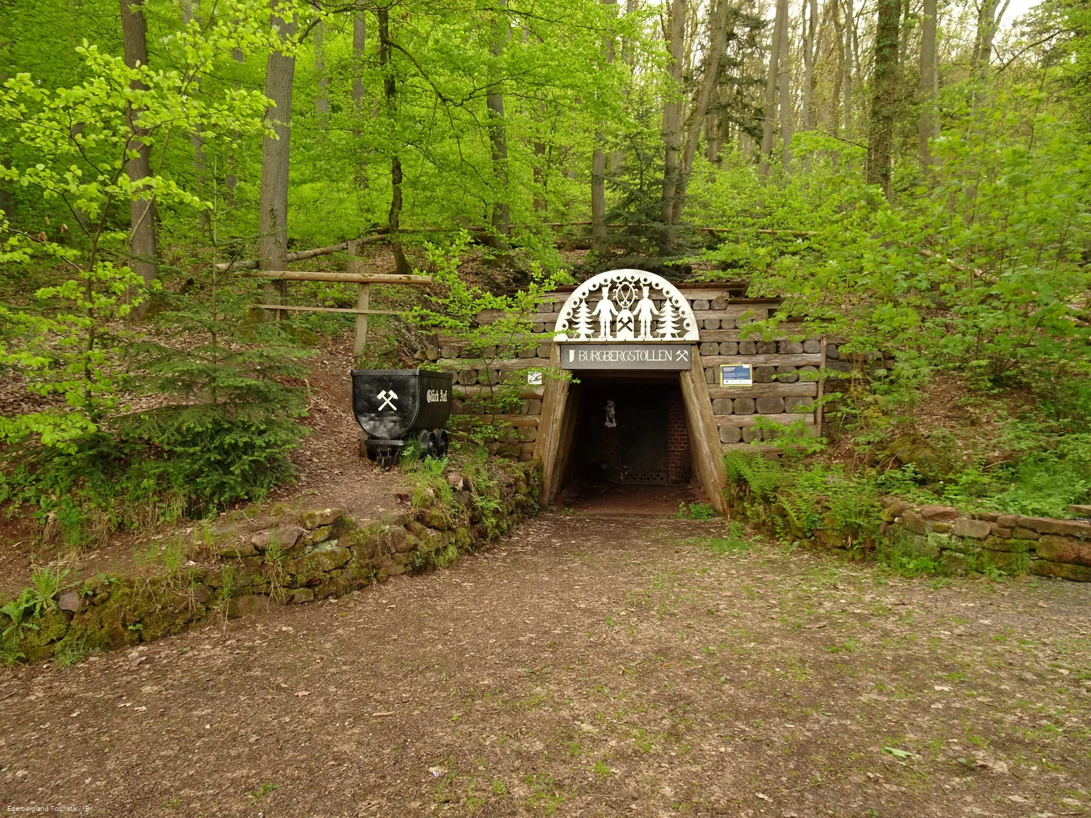 Burgbergstollen Battenberg (Eder)