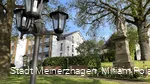Denkmalsplatz Valbert mit Sitzgelegenheiten